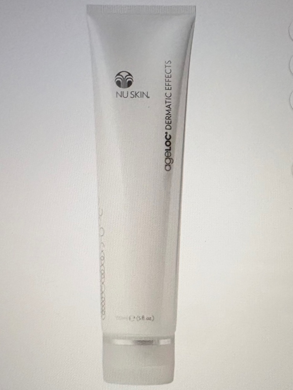 New Nu Skin ageLOC Dermatic Effects Body Contouring Lotion |